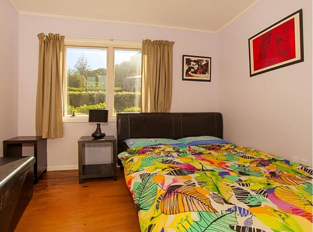 Pretty On Paku, Tairua - Cottage Exterior photo