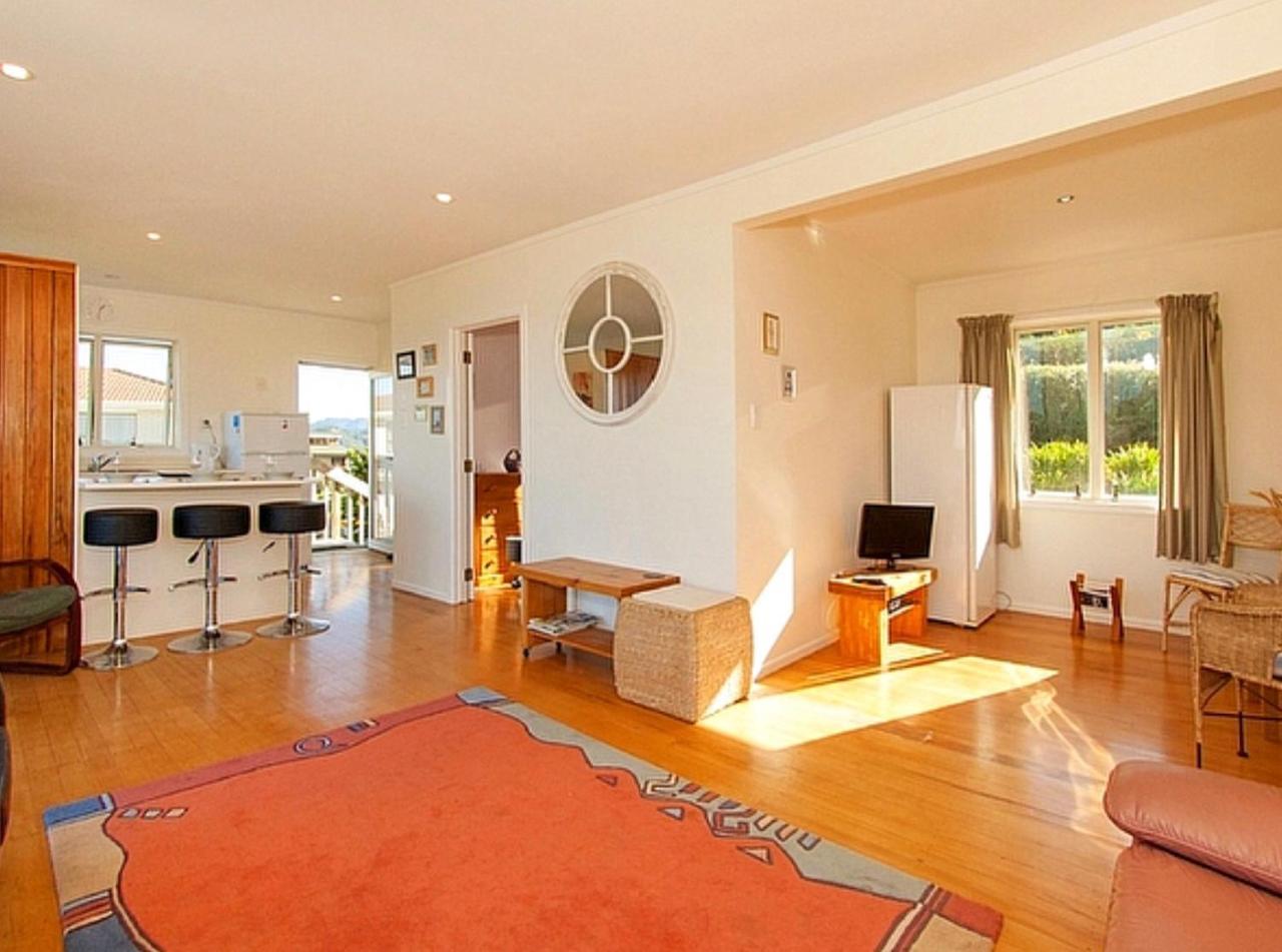 Pretty On Paku, Tairua - Cottage Exterior photo